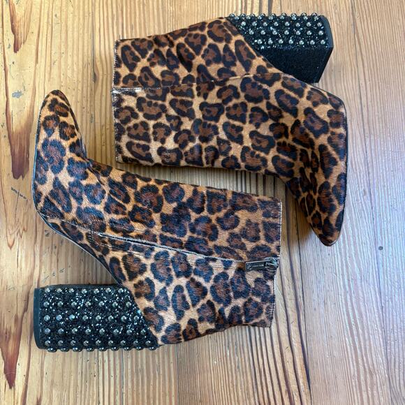Jessica Simpson leather cheetah print studded heel booties SIZE 8.5 - Picture 5 of 7